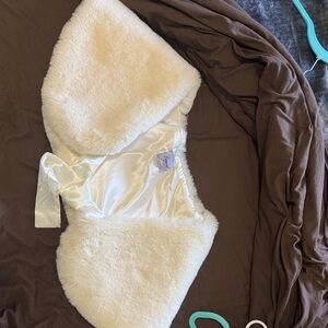 Luxurious Cream Faux Fur Women's Robe